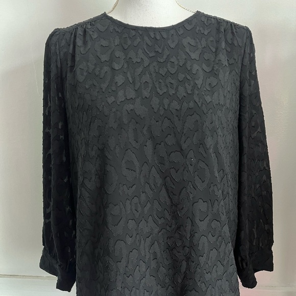 Draper James • Black Belle Meade Leopard Print Blouse - Picture 4 of 11